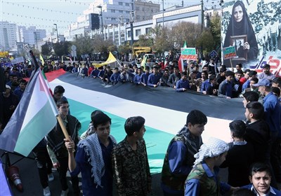 شکوه حضور دهه هشتادی و نودی در یومالله 13 آبان در اهواز