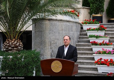غلامرضا نوری قزلجه وزیر جهاد کشاورزی در حاشیه جلسه هیات دولت