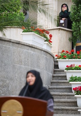 فاطمه مهاجرانی، سخنگوی دولت در حاشیه جلسه هیات دولت