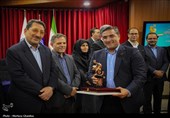 تقدیر صادرکنندگان برتر استان زنجان توسط وزیر صمت
